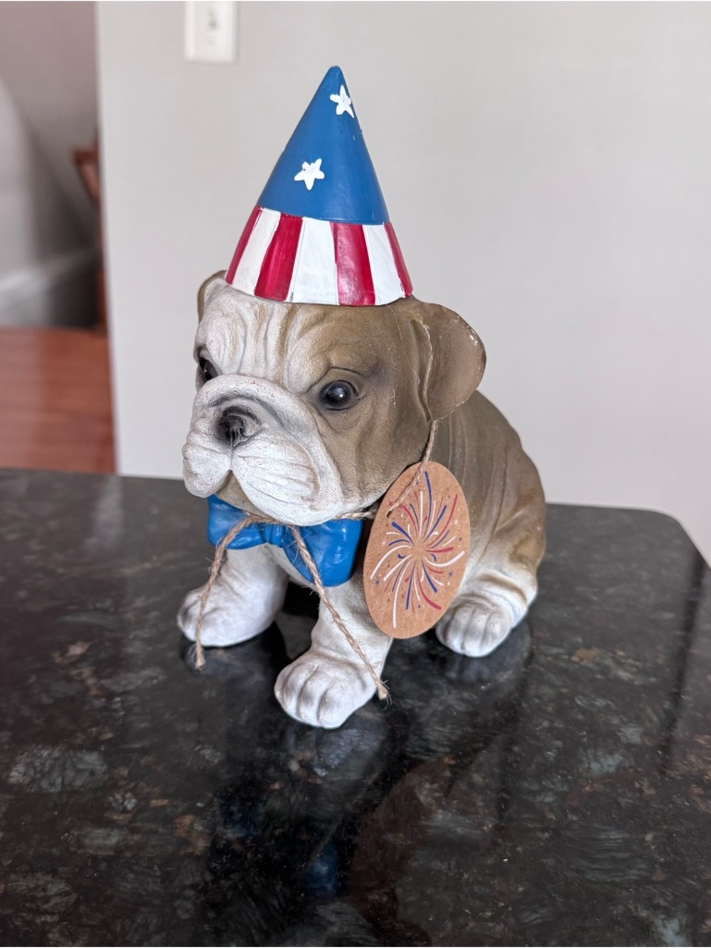Bulldog Humane Society Americana Patriotic Fourth Of July Decor 9” NWT